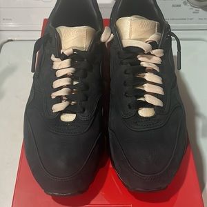 W Air Max 1 QS 7.5 (Suede)